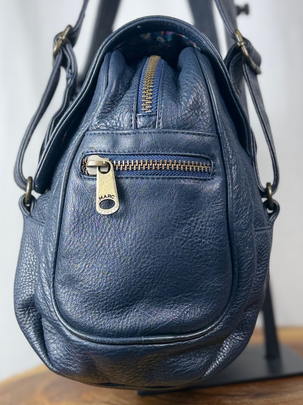 Marc Jacobs Vintage Y2K Navy Leather Satchel Shoulder Bag with Floral Lining EUC - Picture 3 of 14